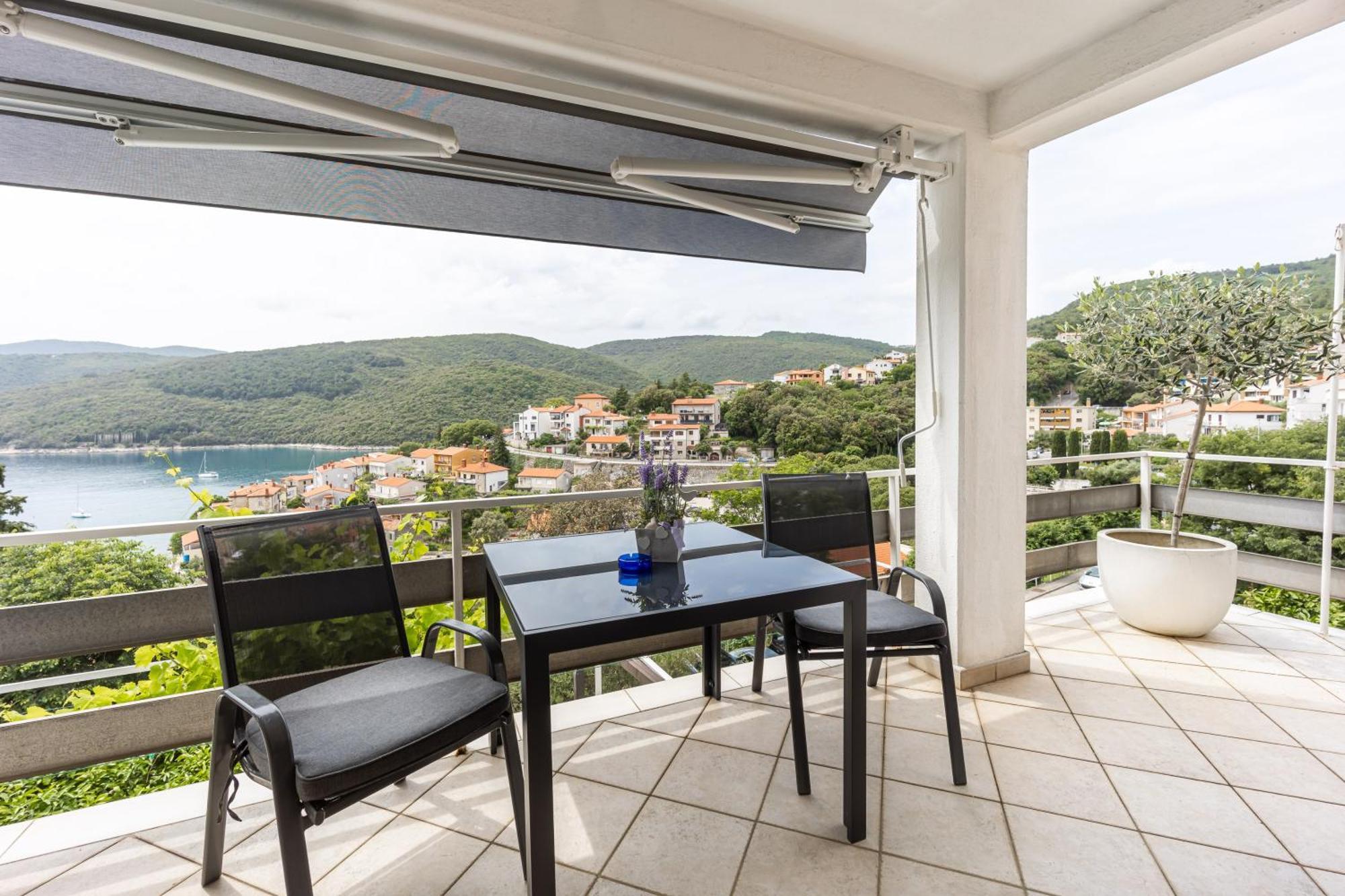 Apartments Sea View Rabac Δωμάτιο φωτογραφία