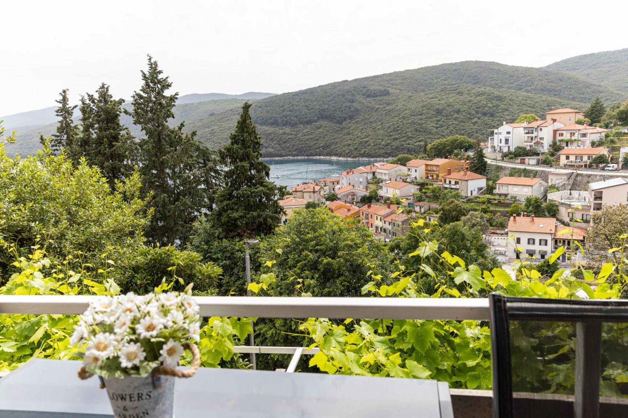 Apartments Sea View Rabac Εξωτερικό φωτογραφία